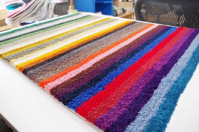 マルチストライプ　ラグマット